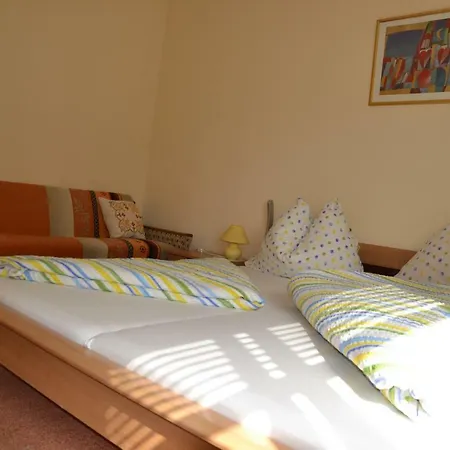 Pensjonat Fruehstueckspension Blasge Bodensdorf