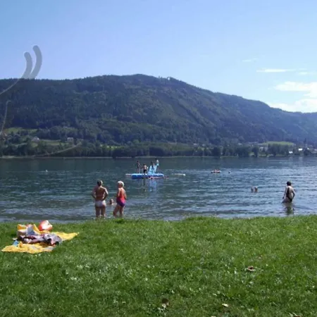 Pensjonat Fruehstueckspension Blasge Bodensdorf